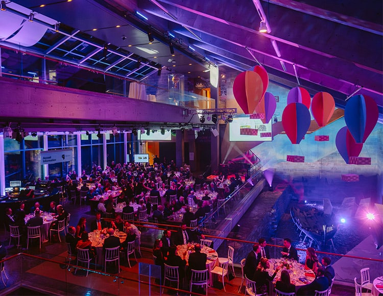 Vue d'ensemble du Hall du Musée lors du Grand Banque de la Fondation de 2023